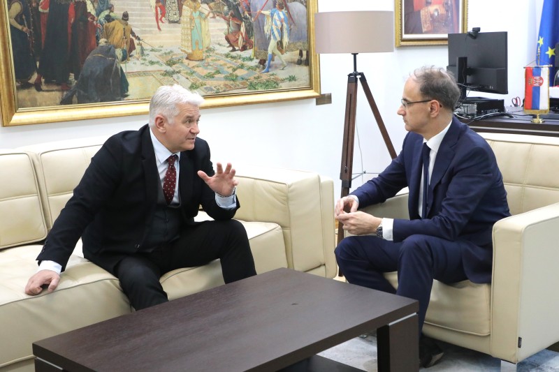 Универзитет у Новом Саду предузима активности за наставак академске године