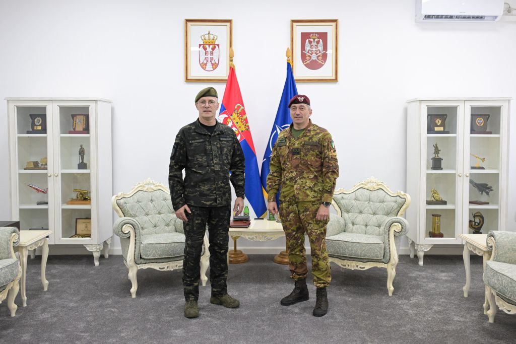 Осигурати безбедност и слободу кретања за Србе на Космету
